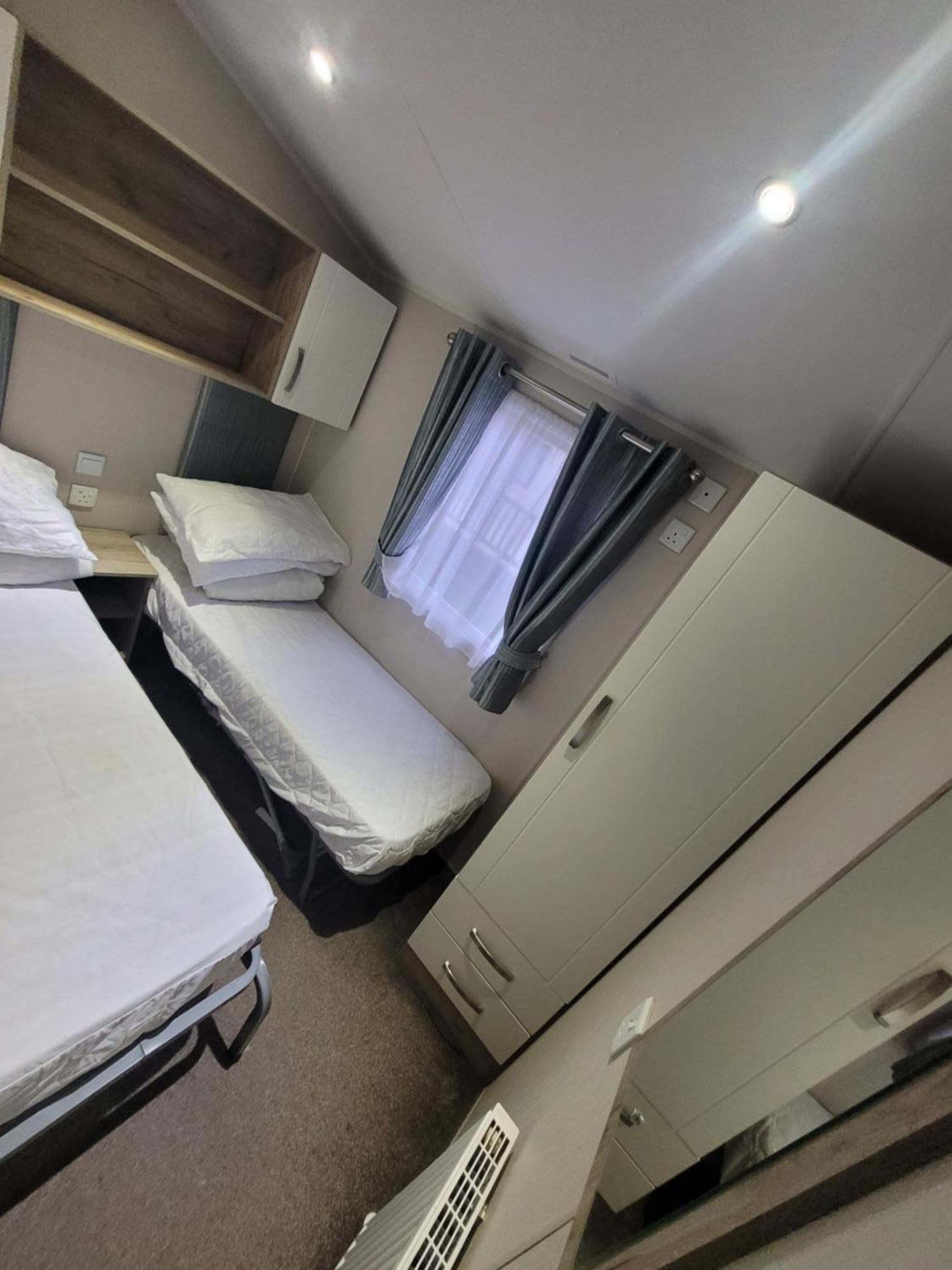 A22 Unity Beach Holiday Resort Unity Brean Sleeps 8 People 3 Bedrooms 1 Pet Stays Free Berrow Bagian luar foto